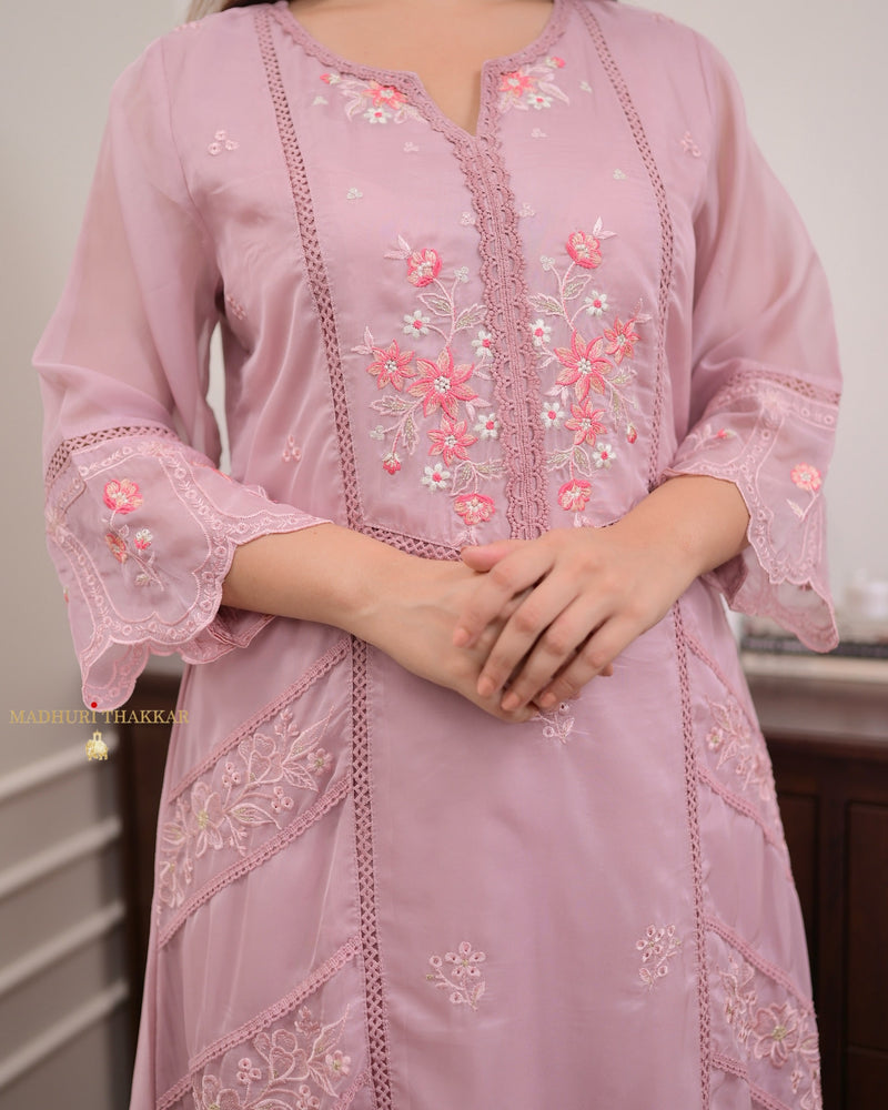 Mauve Threadwork Organza Pakistani Suit