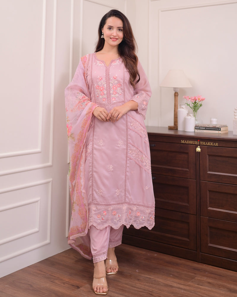 Mauve Threadwork Organza Pakistani Suit