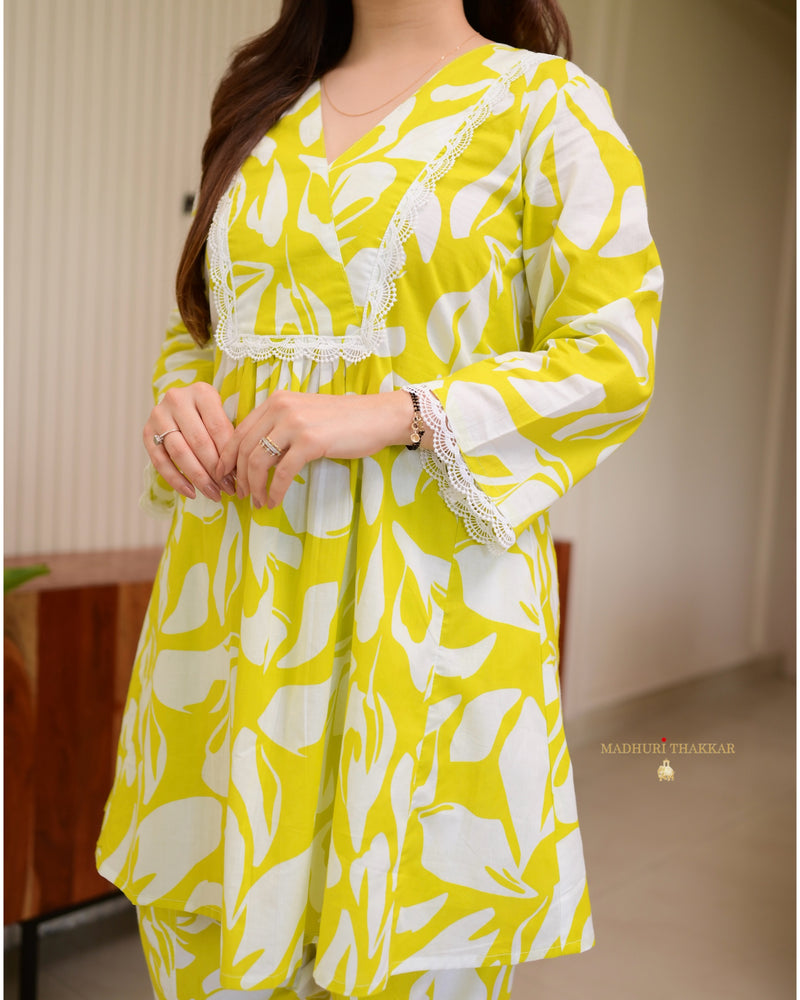 Greenish Yellow Floral Tulip Premium Cotton Co-ord