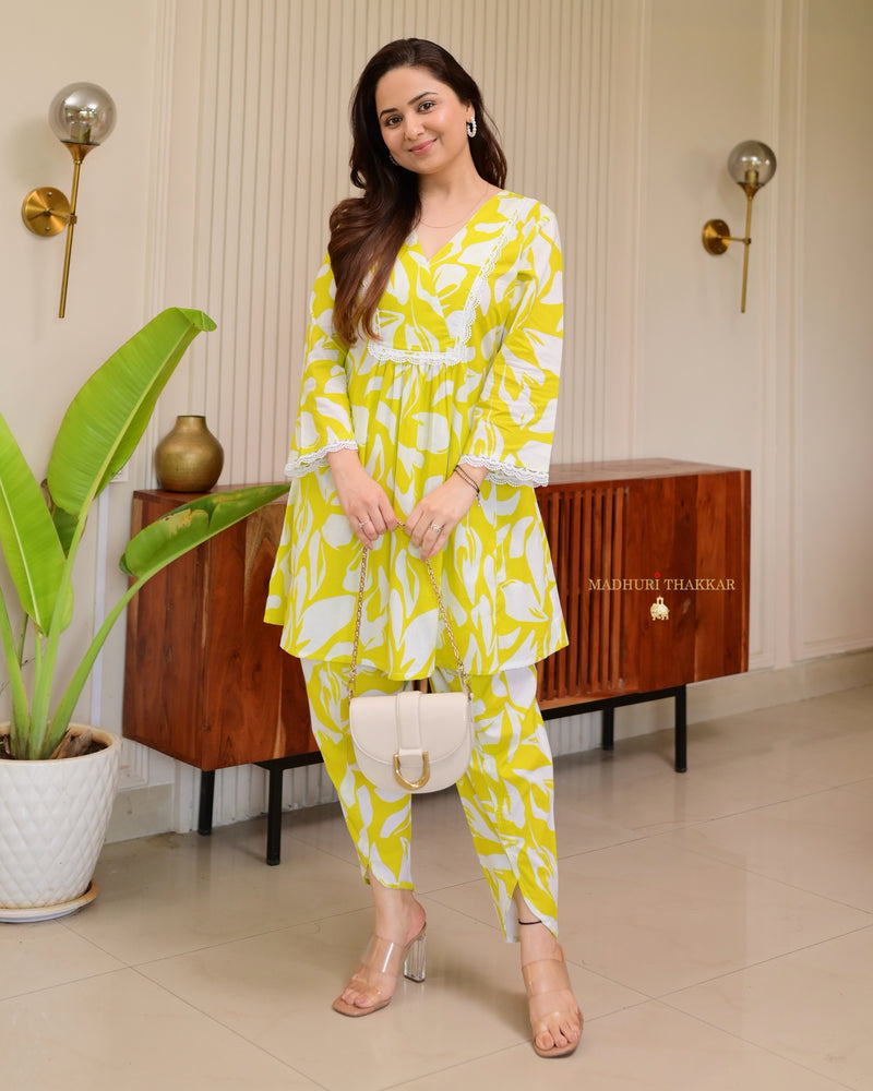 Greenish Yellow Floral Tulip Premium Cotton Co-ord