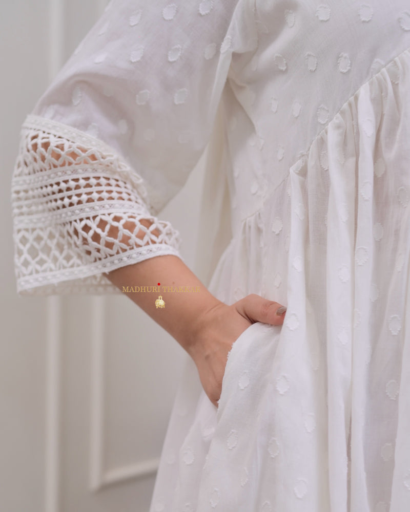 White A Line Mul Cotton Lace Pakistani Suit