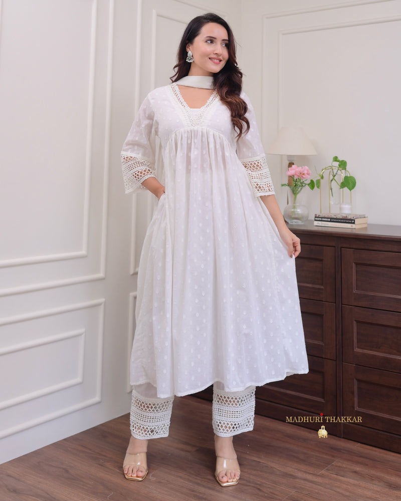 White A Line Mul Cotton Lace Pakistani Suit