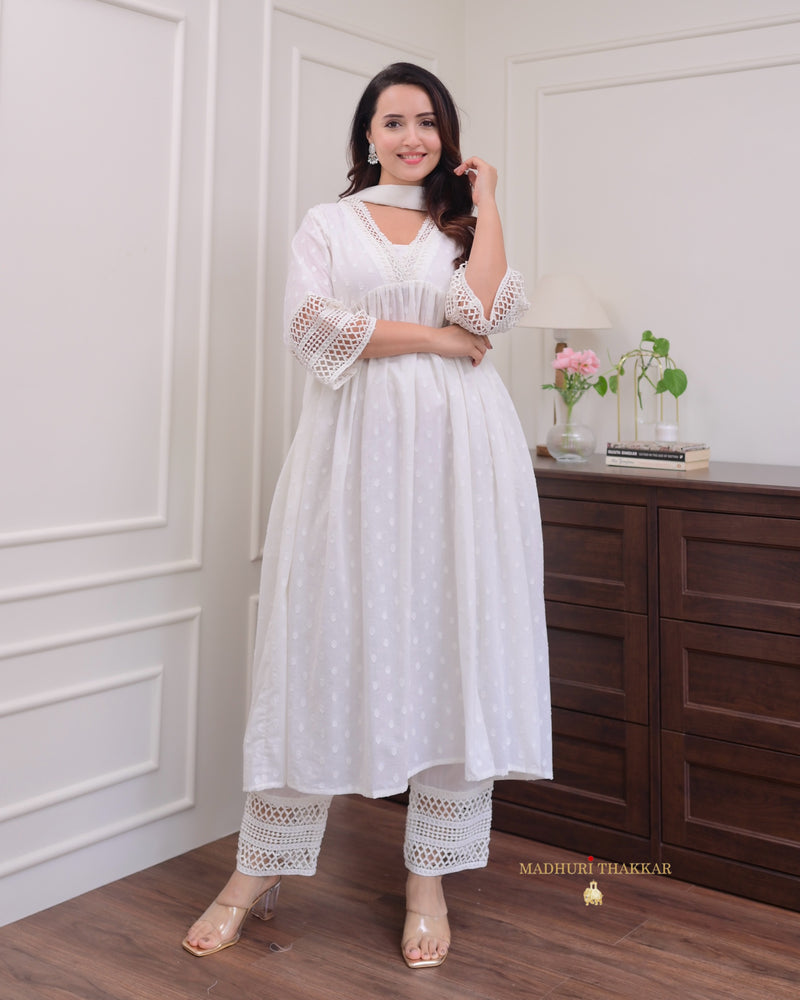 White A Line Mul Cotton Lace Pakistani Suit