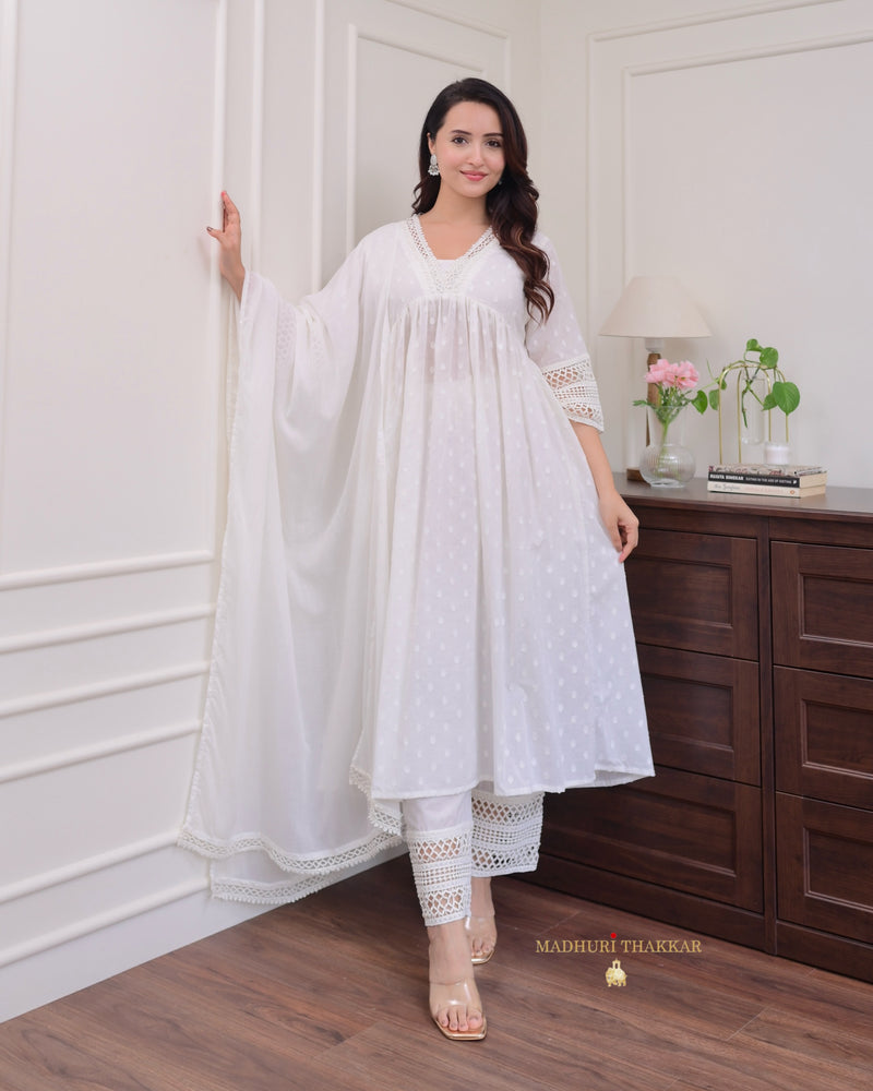 White A Line Mul Cotton Lace Pakistani Suit