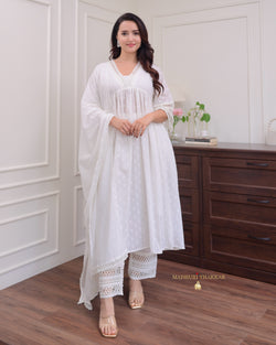 White A Line Mul Cotton Lace Pakistani Suit