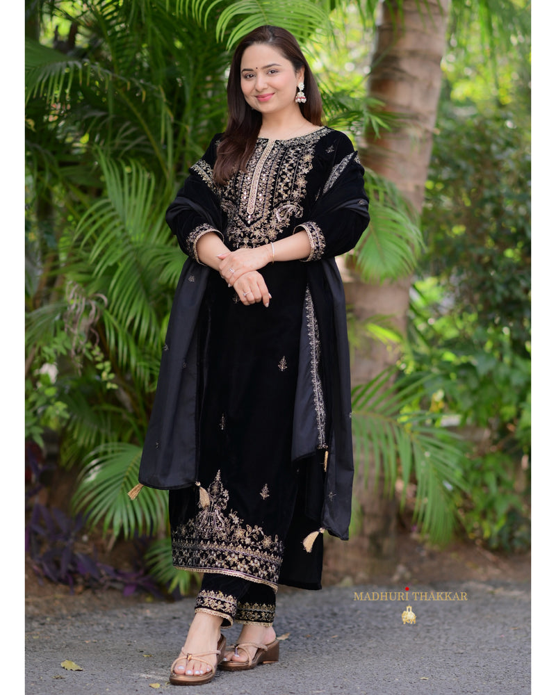 Black Golden Handwork Premium Velvet Suit