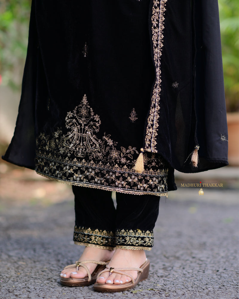 Black Golden Handwork Premium Velvet Suit