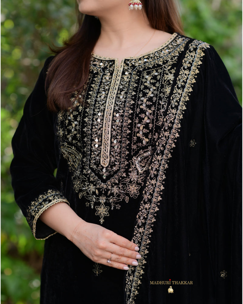 Black Golden Handwork Premium Velvet Suit