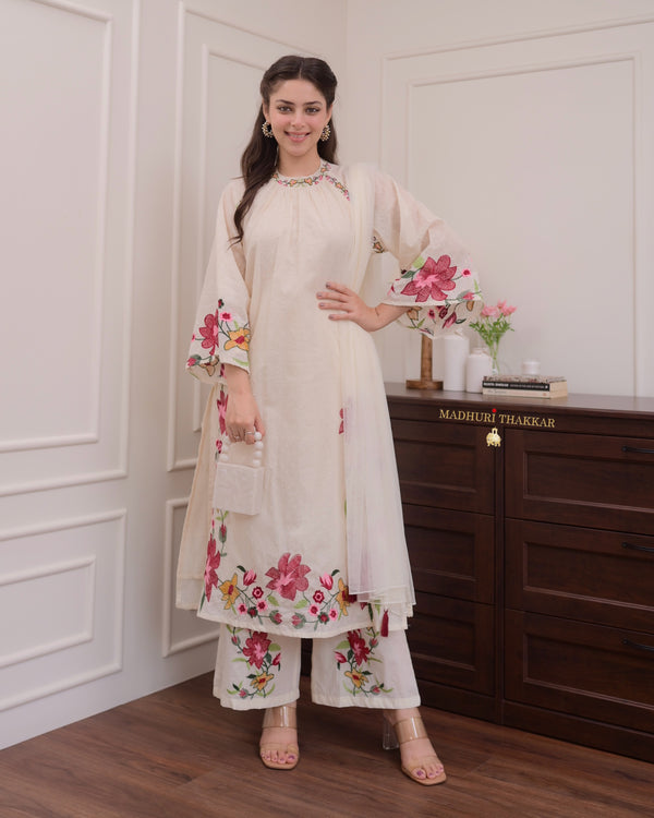 Ivory Thread Embroidered Pakistani Suit