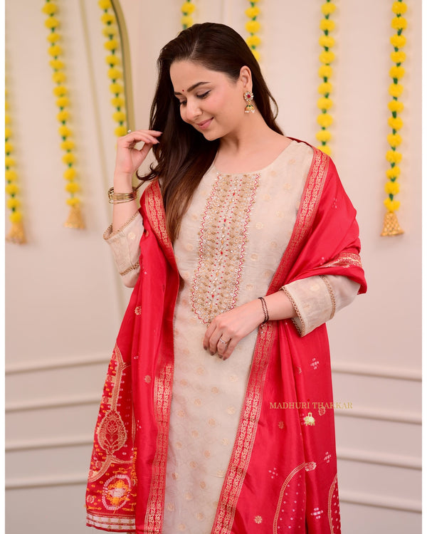 Ivory Shimmer Banarasi Silk Dupatta Festive Suit