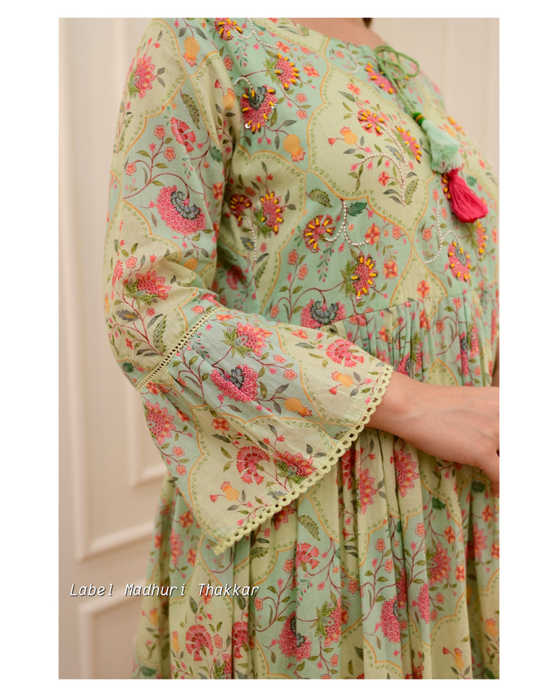 Green-Pink Floral Mul Cotton Embroidered Suit