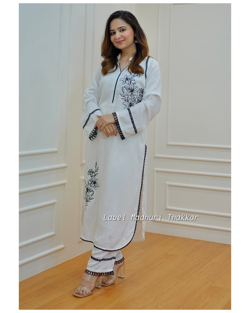 White Pakistani Kurta Set