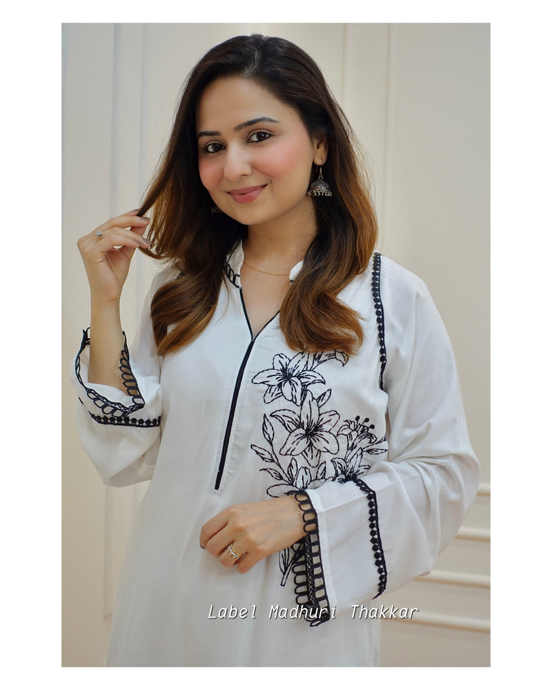 White Pakistani Kurta Set