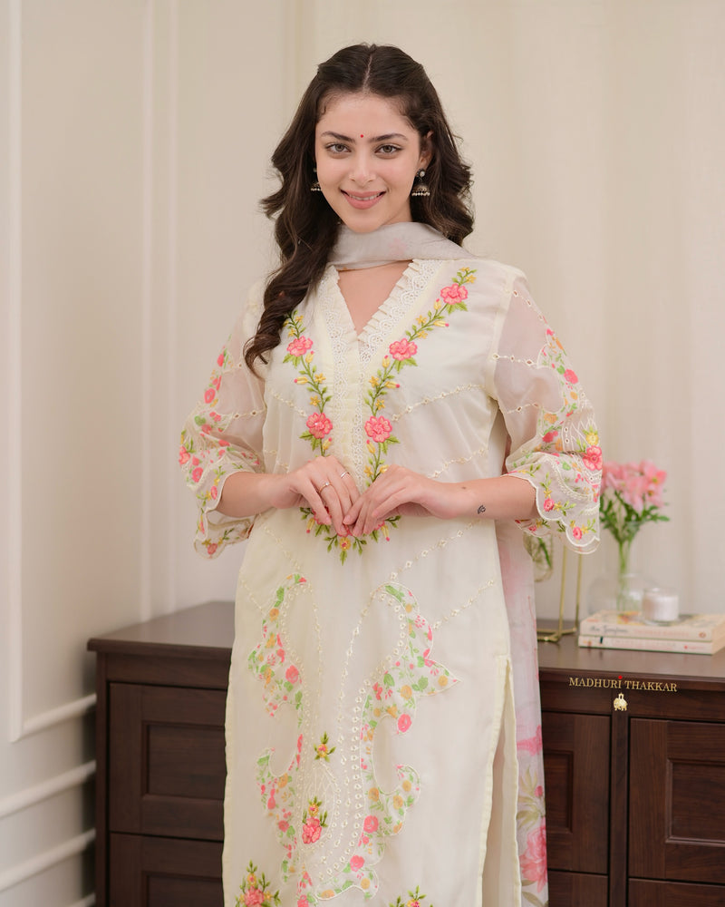 Ivory Karachi Organza Threadwork Festive Suit