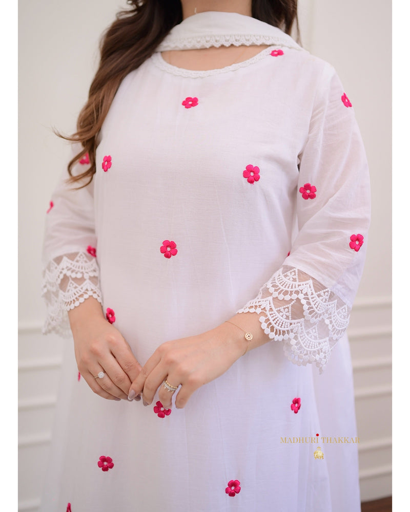 Ivory-Red Embroidered Flower Mul Cotton Suit