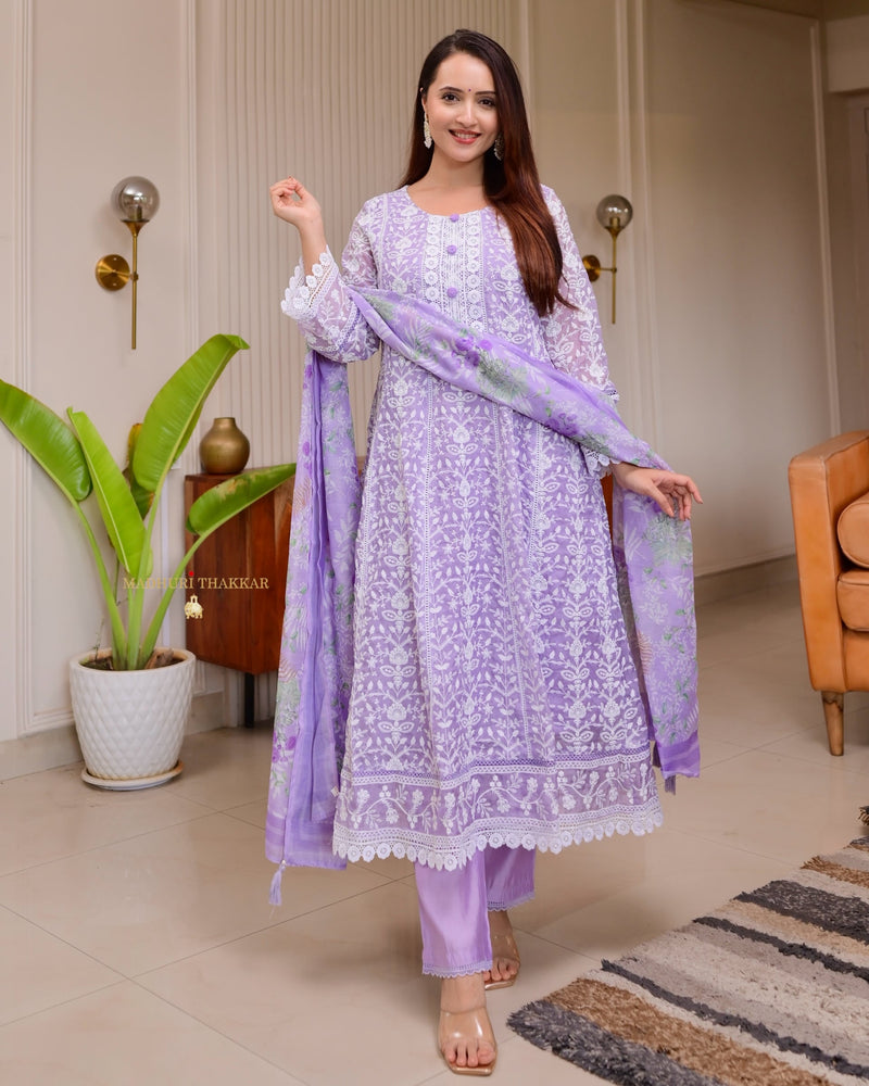 Lavender Lucknowi Organza Threadwork Anarkali