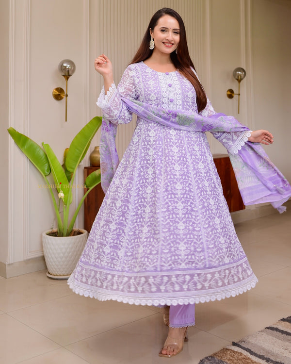 Lavender Lucknowi Organza Threadwork Anarkali