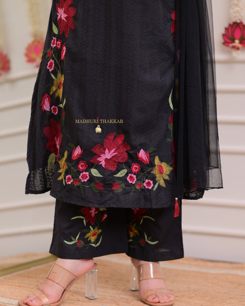 Black Thread Embroidered Pakistani Suit