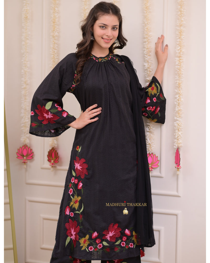 Black Thread Embroidered Pakistani Suit