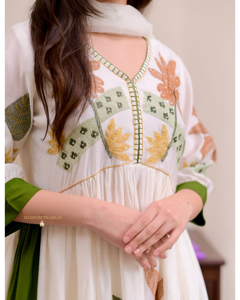 Ivory Green Threadwork Cotton Silk Aline Suit