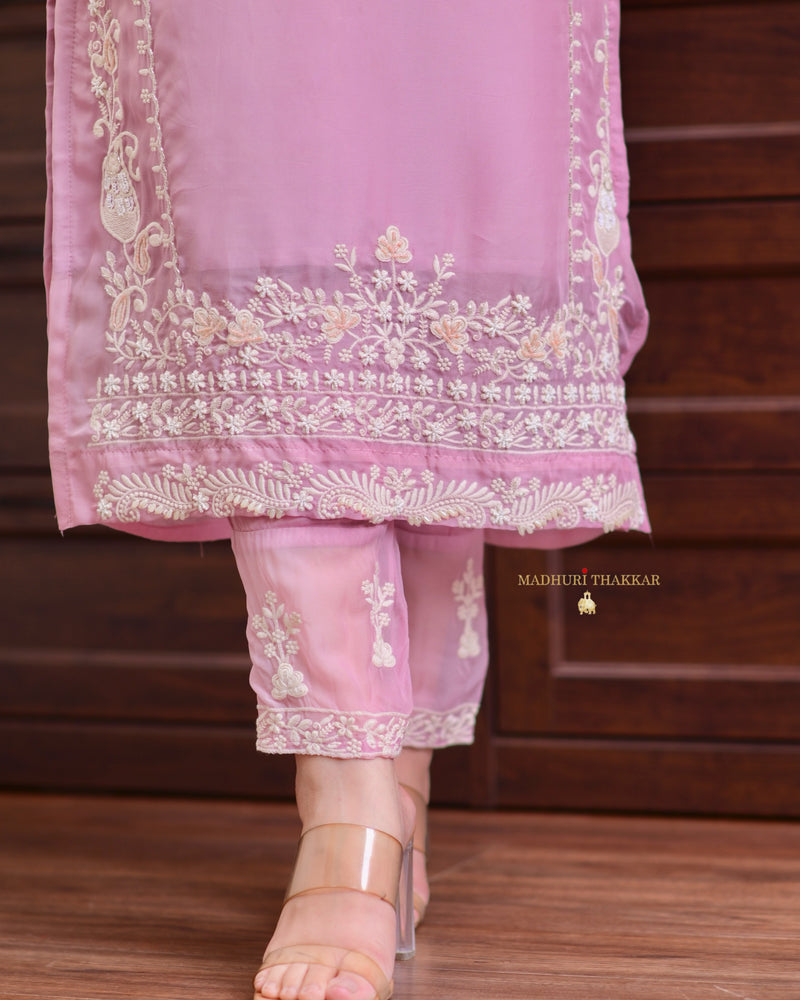 Lilac Threadwork Premium Organza Pakistani Suit