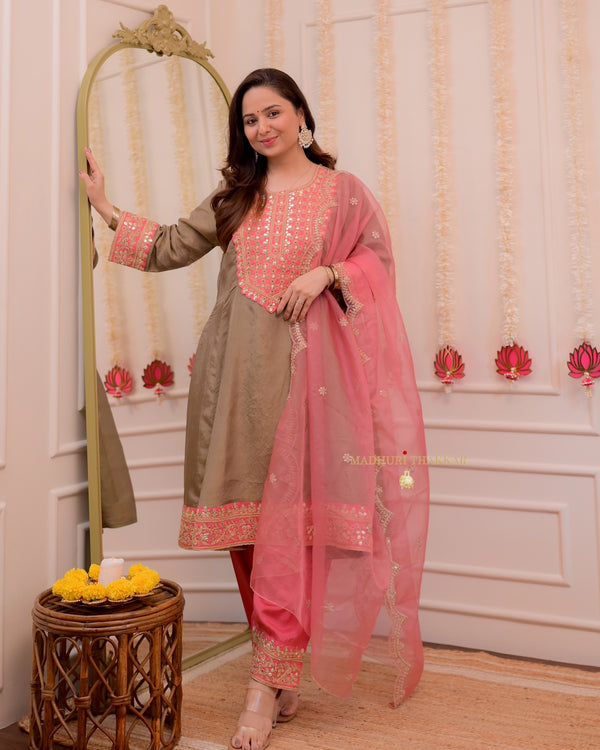 Taupe Pink Shimmer Organza Premium Anarkali Suit