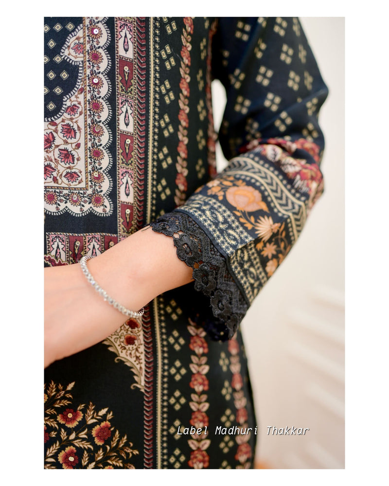 Black-Maroon Digital Print Pakistani Suit