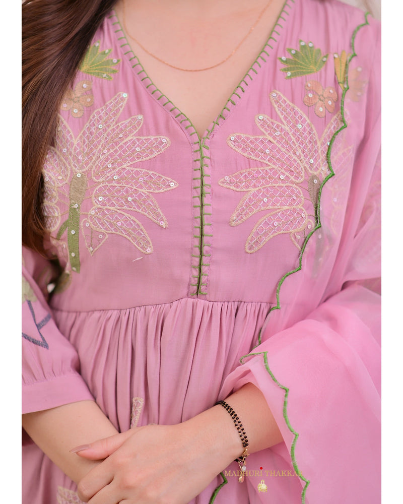 Onion Pink A Line Threadwork Cotton Silk Suit