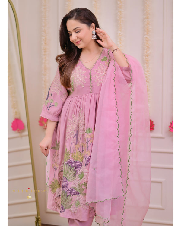 Onion Pink A Line Threadwork Cotton Silk Suit