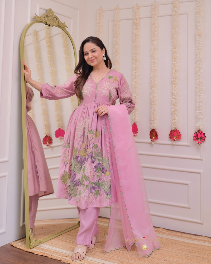 Onion Pink A Line Threadwork Cotton Silk Suit