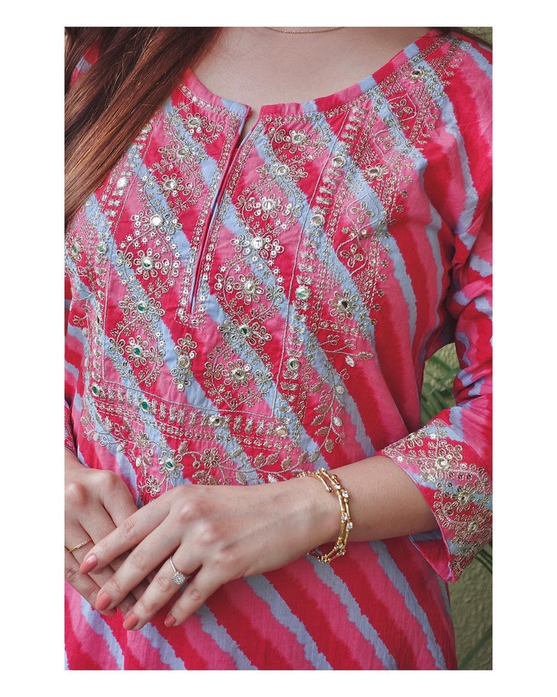 Pink Leheriya Kurta Set