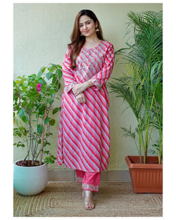 Pink Leheriya Kurta Set