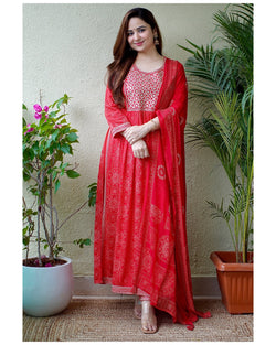 Red Nayra Cut Suit