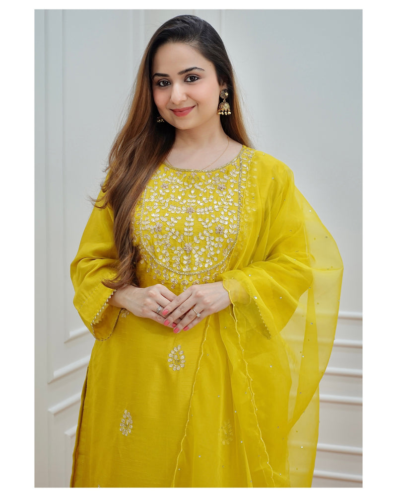 Yellow Gotapatti Handwork Suit