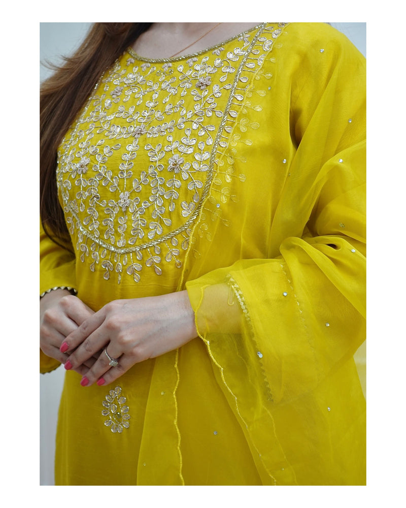 Yellow Gotapatti Handwork Suit