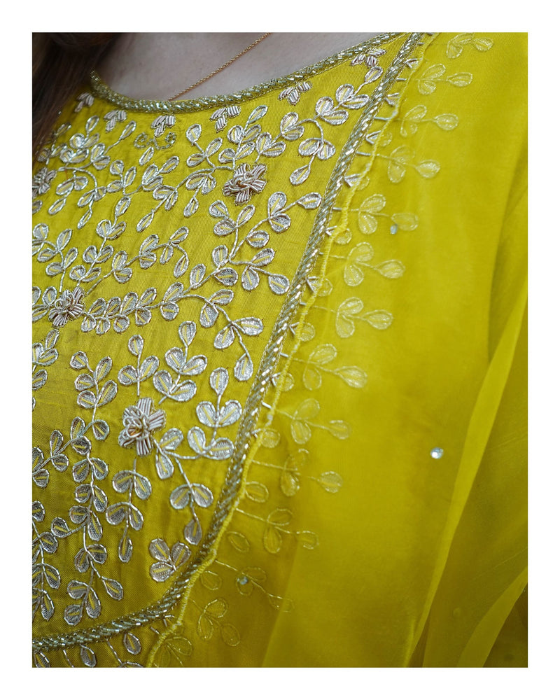 Yellow Gotapatti Handwork Suit