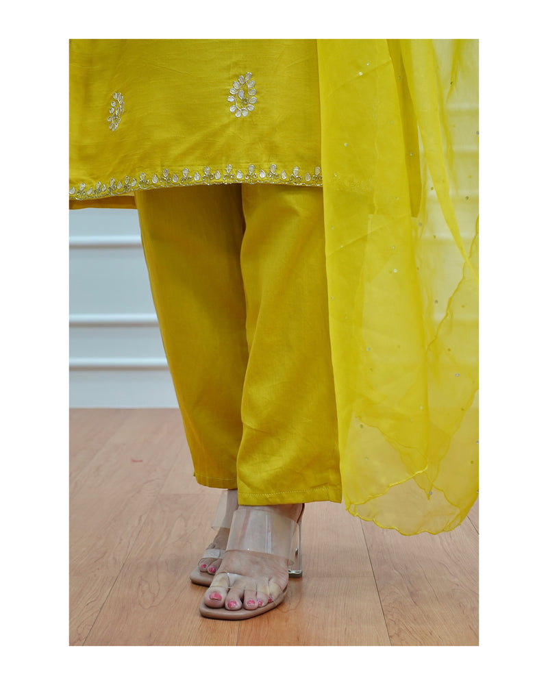 Yellow Gotapatti Handwork Suit