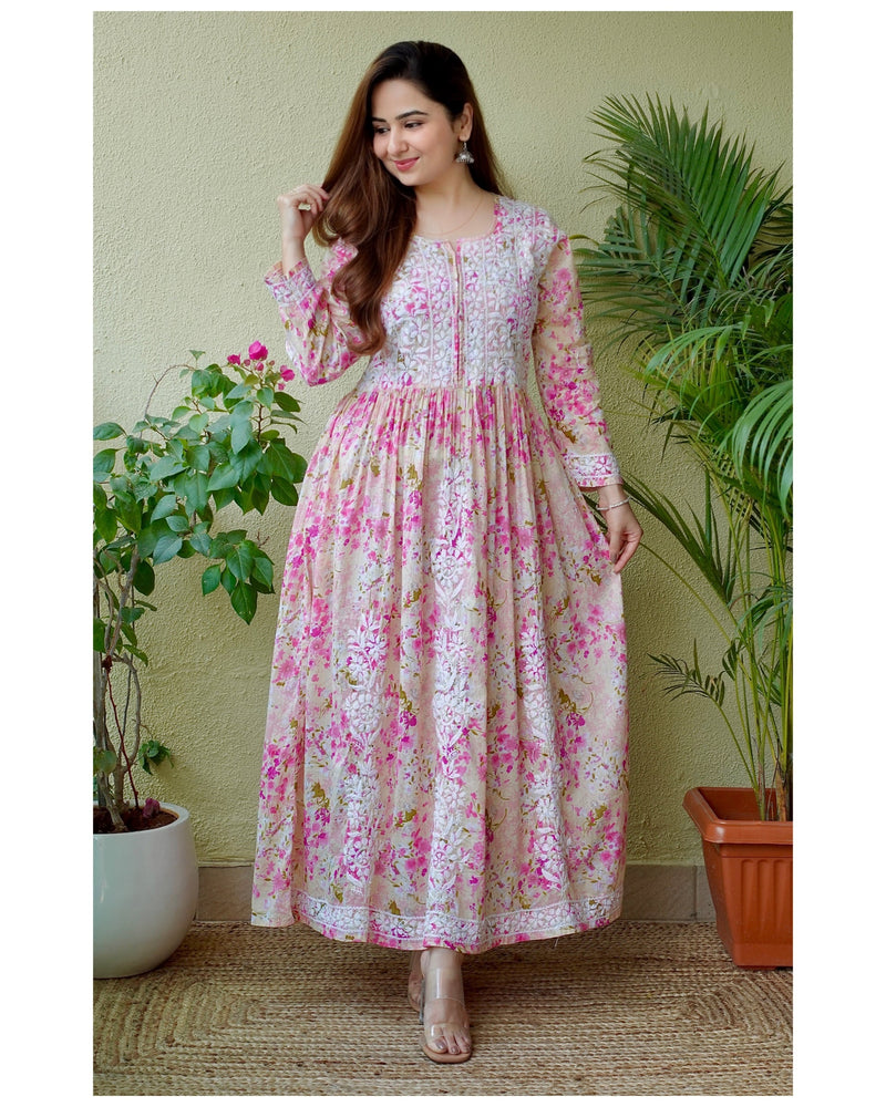 Pink Floral Lucknowi Chikankari Kurta